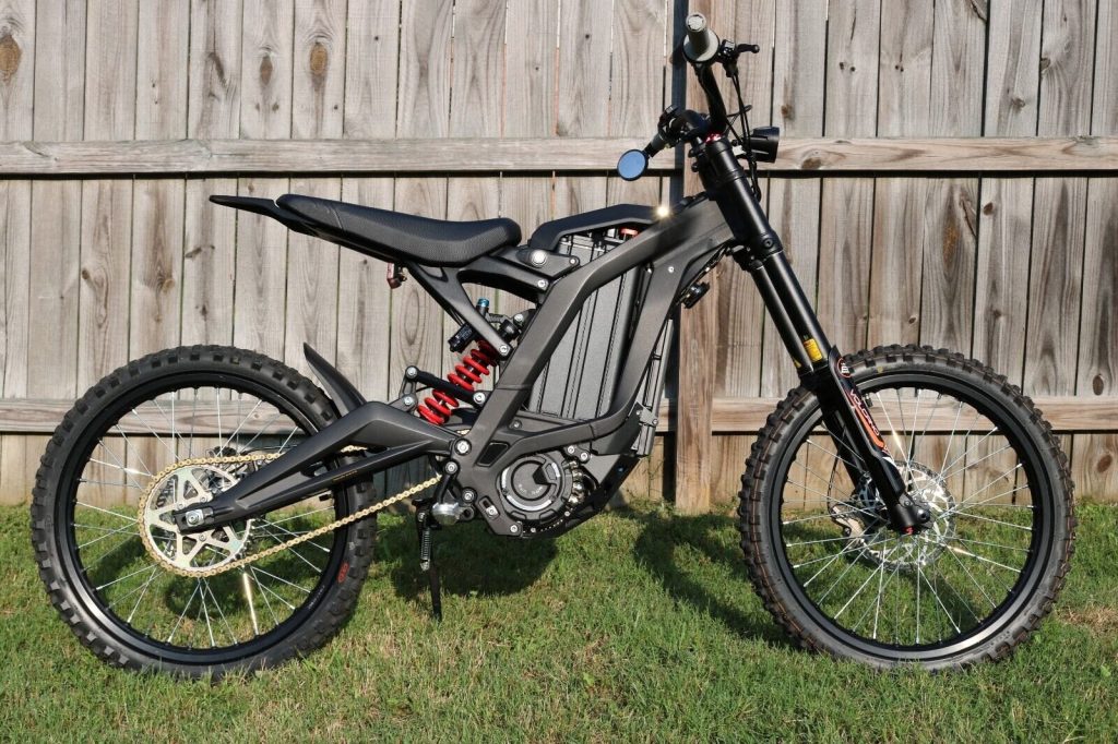 sur-ron-x-light-bee-black-edition-electric-bike-mint-perfect